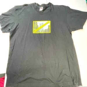 Greeting From Supreme New York Skyline Mens Large Size Black Graphic Tee Shirt